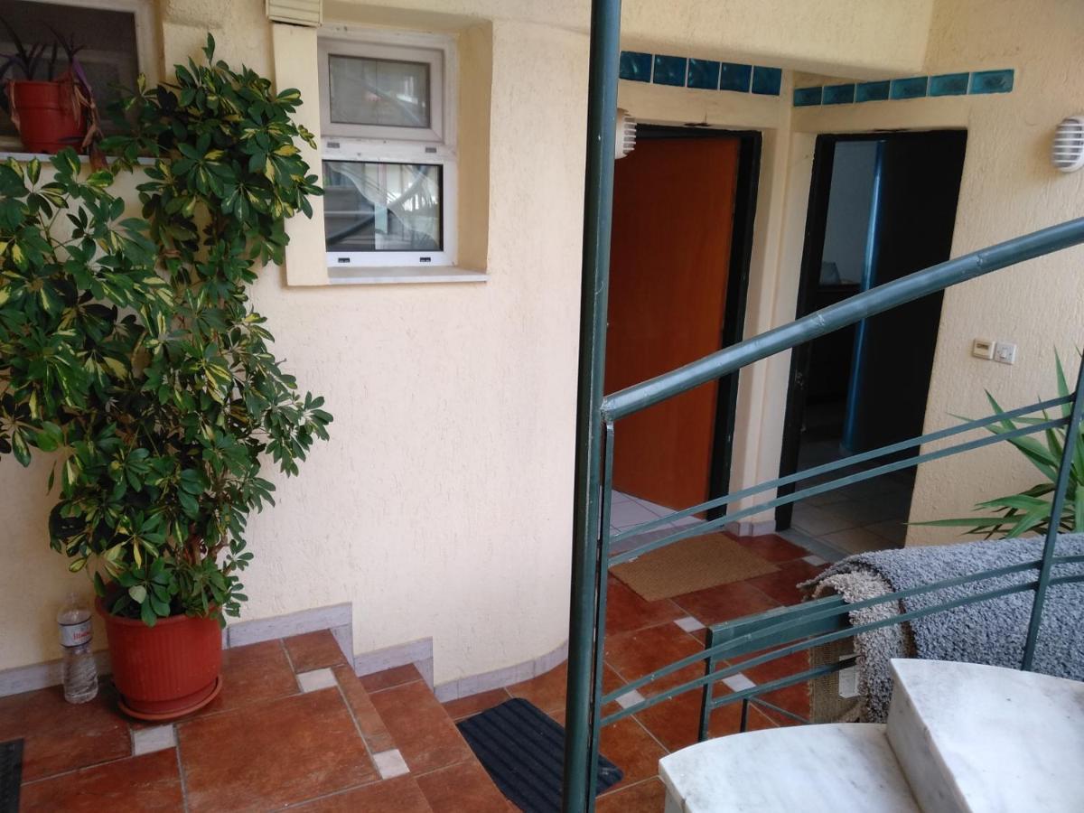 Mare E Monti1 Apartment Kamena Vourla Luaran gambar