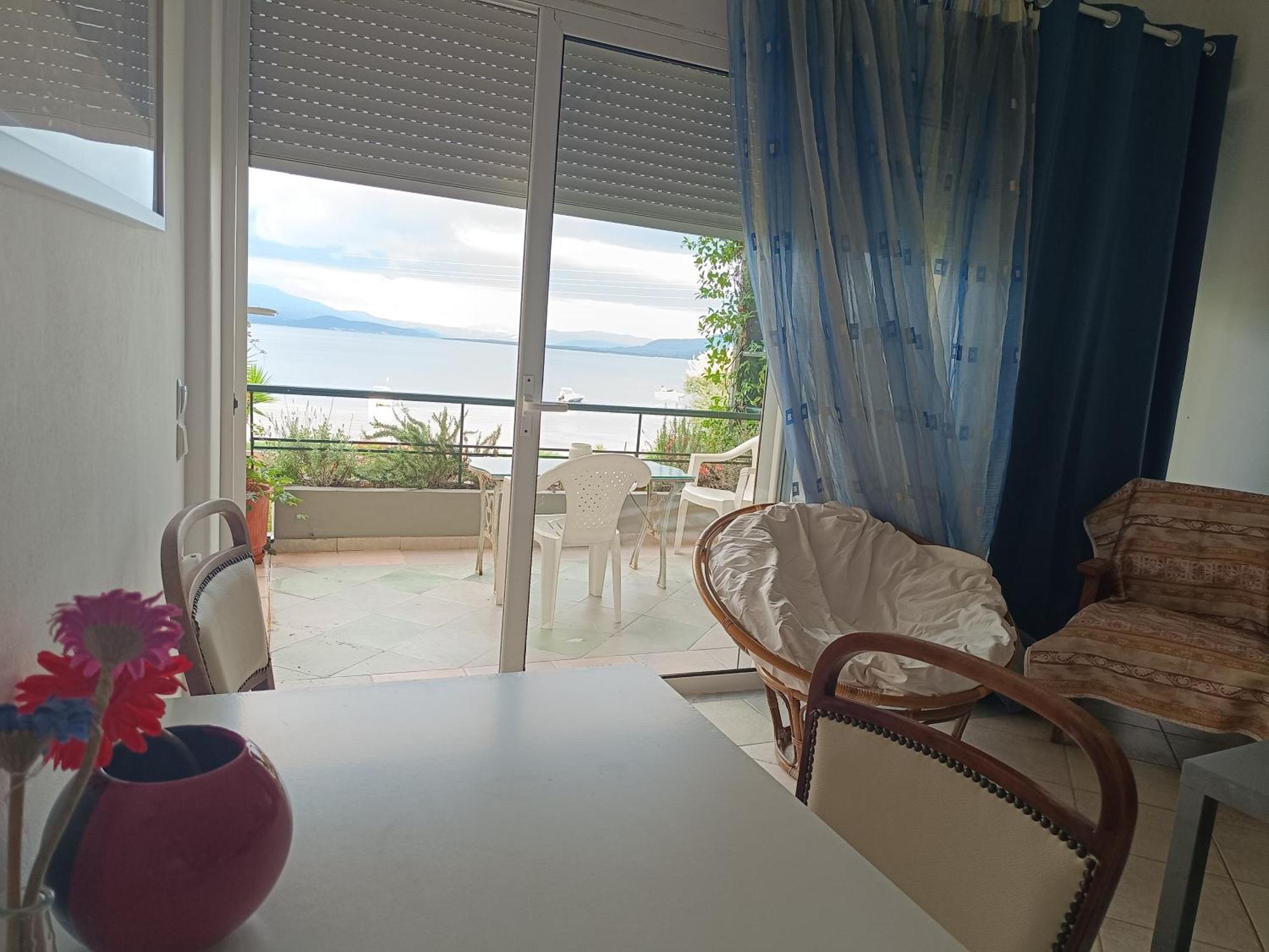 Mare E Monti1 Apartment Kamena Vourla Bilik gambar