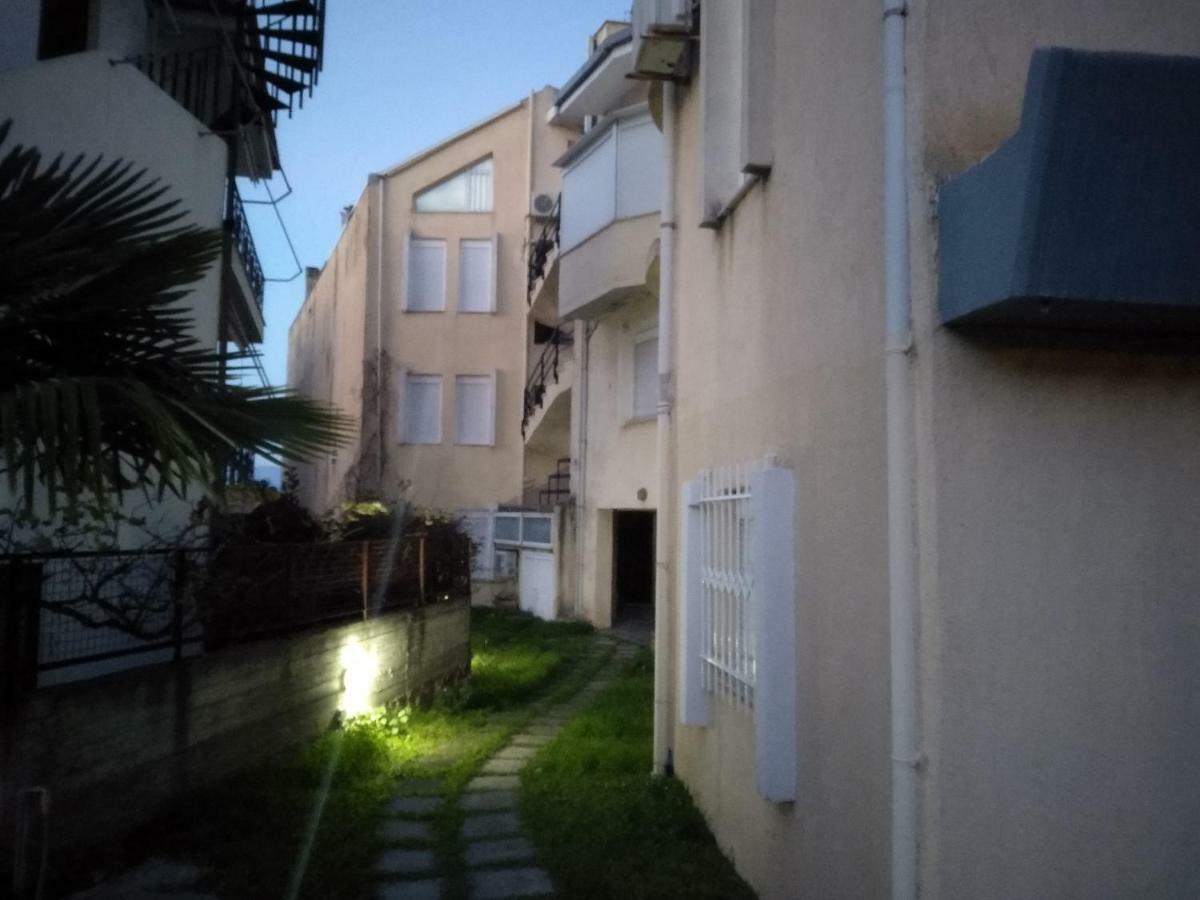 Mare E Monti1 Apartment Kamena Vourla Luaran gambar